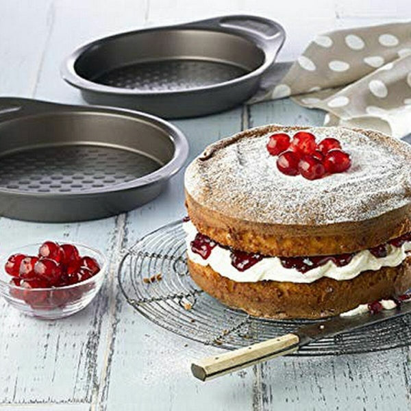 Backform Pyrex Braun Schwarz Metall