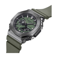 Herrenuhr Casio G-Shock OAK METAL COVERED - Green (Ø 44,5 mm) (Ø 45 mm)