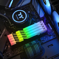 RAM Speicher THERMALTAKE Toughram RGB CL19 16 GB