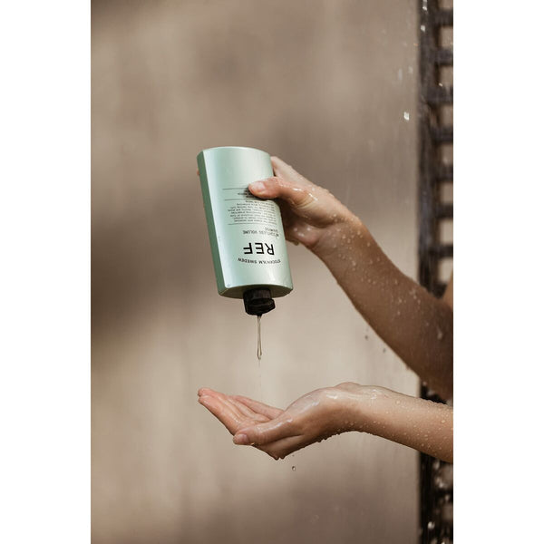 Volumengebendes Shampoo REF Weightless Volume 100 ml