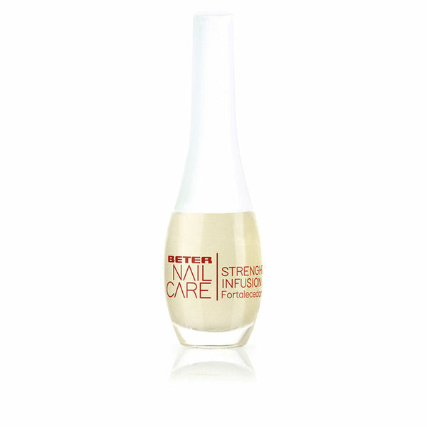 Nagelbehandlung Strength Infusion Beter