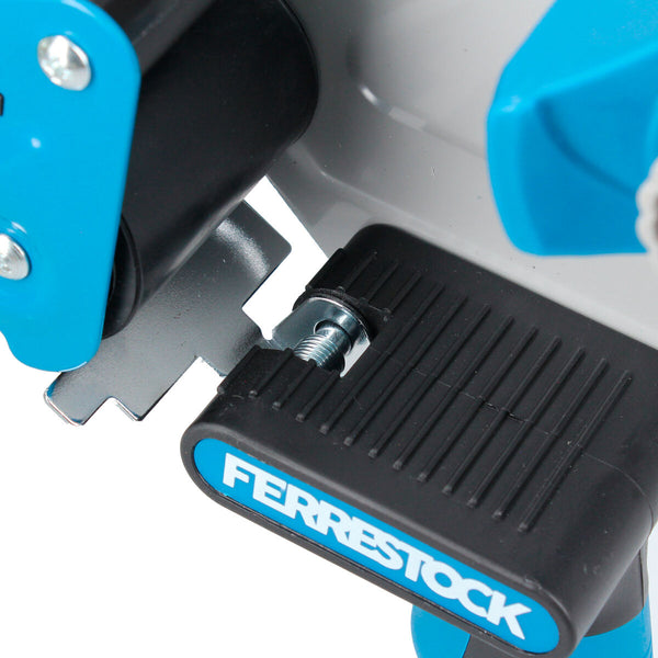 Klebebandrolle Ferrestock