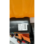 Kipper- und Bagger Lkw AVC 13098